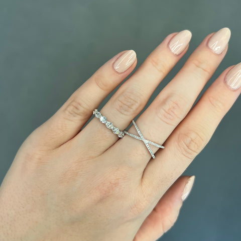 7 Stone Oval Diamond Band