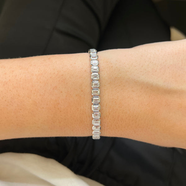 Bezel Set Emerald Tennis Bracelet 8.24ct