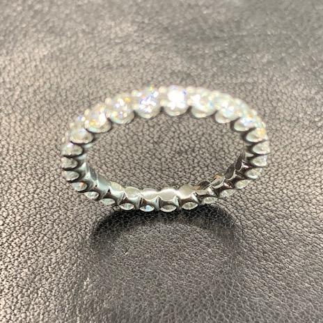 Round Diamond Scalloped Eternity Band